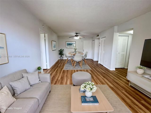 8240 SW 210th St 209, Cutler Bay, FL 33189