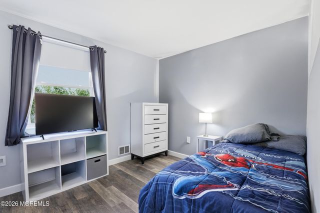 306 Ashford Road, Toms River, NJ 08755