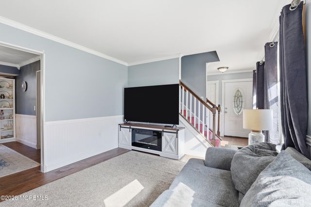 306 Ashford Road, Toms River, NJ 08755