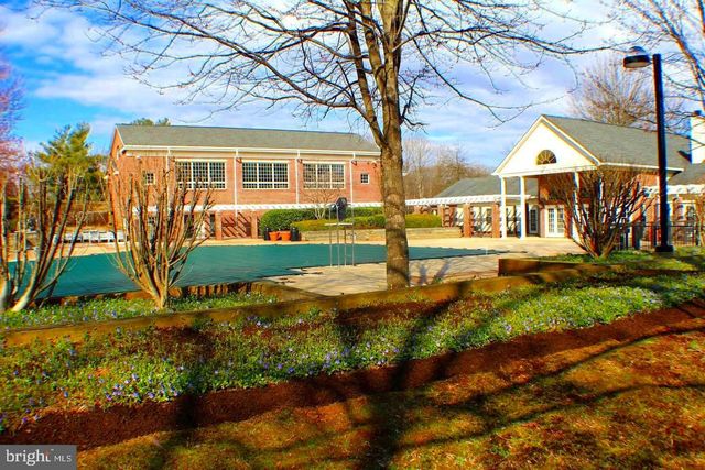 12002 GOLF RIDGE COURT, Fairfax, VA 22033