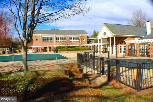 12002 GOLF RIDGE COURT, Fairfax, VA 22033