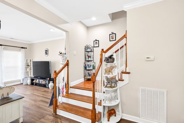 8 Baker Ct, Lebanon, TN 37087