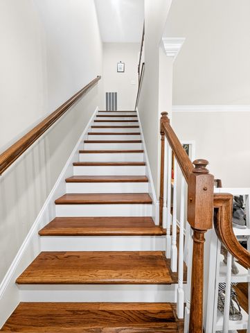 8 Baker Ct, Lebanon, TN 37087