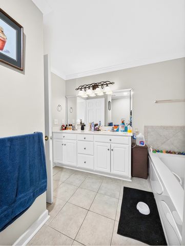 8 Baker Ct, Lebanon, TN 37087