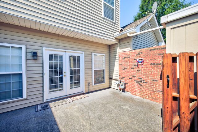 8 Baker Ct, Lebanon, TN 37087