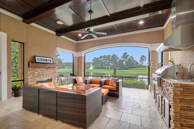 1037 Berkeley Hall Blvd, Bluffton, SC 29909