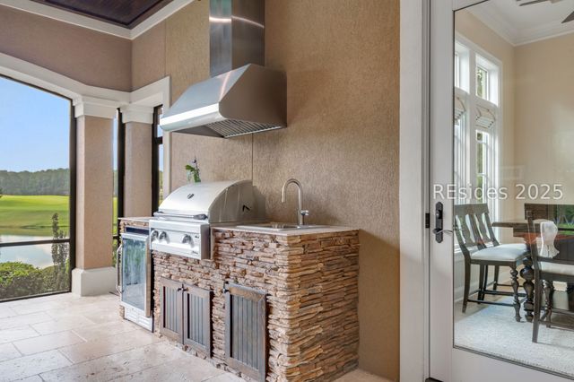 1037 Berkeley Hall Blvd, Bluffton, SC 29909