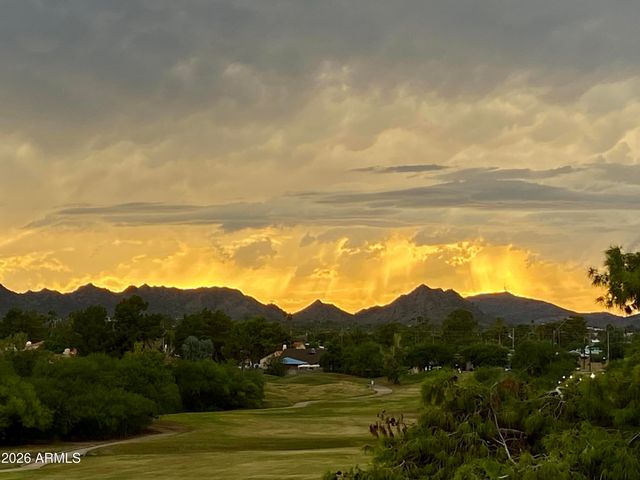 4303 E CACTUS Road 437, Phoenix, AZ 85032