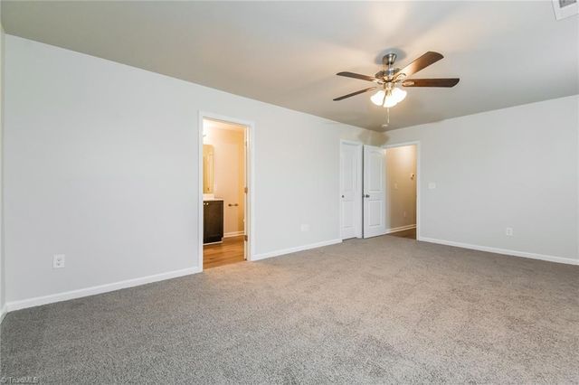 828 Brentwood Park Lane, Rural Hall, NC 27045