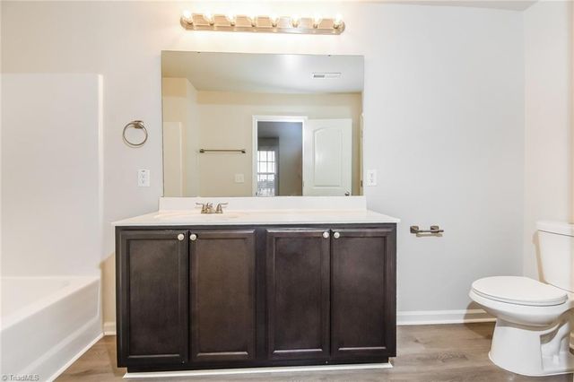 828 Brentwood Park Lane, Rural Hall, NC 27045