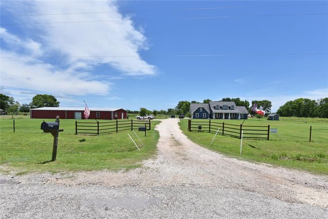 406 County Road 100, Boling, TX 77420