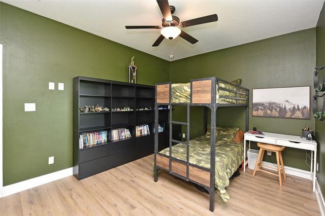 406 County Road 100, Boling, TX 77420