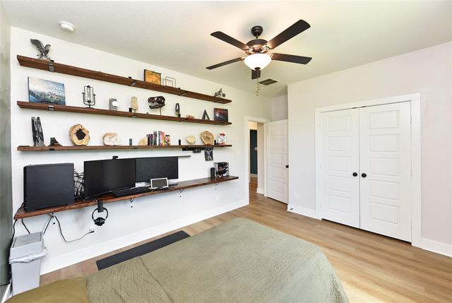 406 County Road 100, Boling, TX 77420