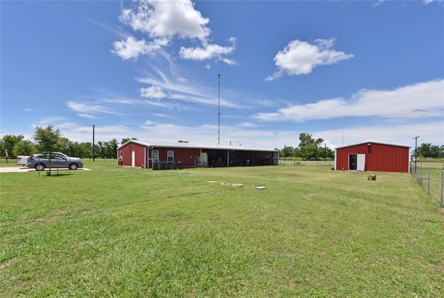 406 County Road 100, Boling, TX 77420