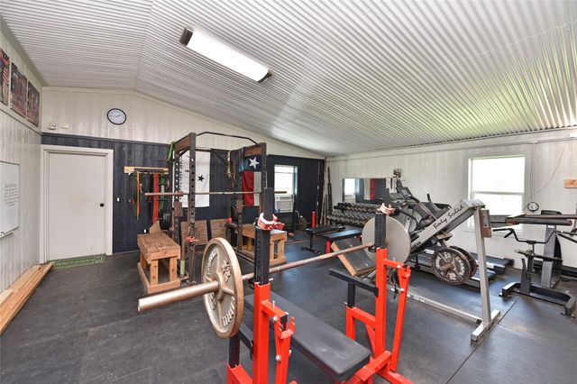 406 County Road 100, Boling, TX 77420
