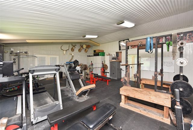 406 County Road 100, Boling, TX 77420