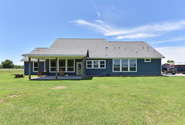 406 County Road 100, Boling, TX 77420