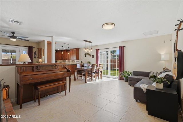 5009 E BLANCHE Drive, Scottsdale, AZ 85254