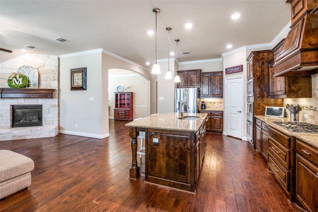 2721 Driftwood Creek Trail, Celina, TX 75078