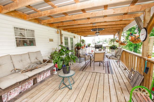 5417 Honeysuckle Road, Little Rock, AR 72206