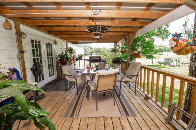 5417 Honeysuckle Road, Little Rock, AR 72206