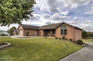 3090 Shaconage Trail, Sevierville, TN 37876