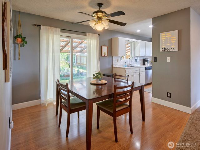 622 Mount Pleasant Road, Kelso, WA 98626