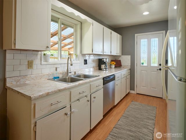 622 Mount Pleasant Road, Kelso, WA 98626