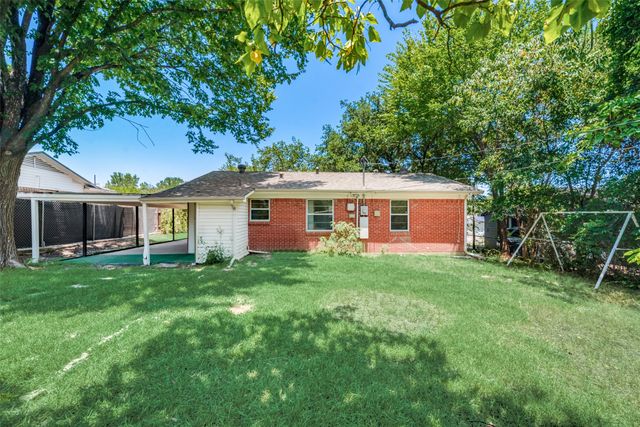 1412 Woodcrest Drive, Mesquite, TX 75149