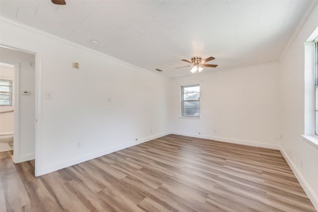 1412 Woodcrest Drive, Mesquite, TX 75149