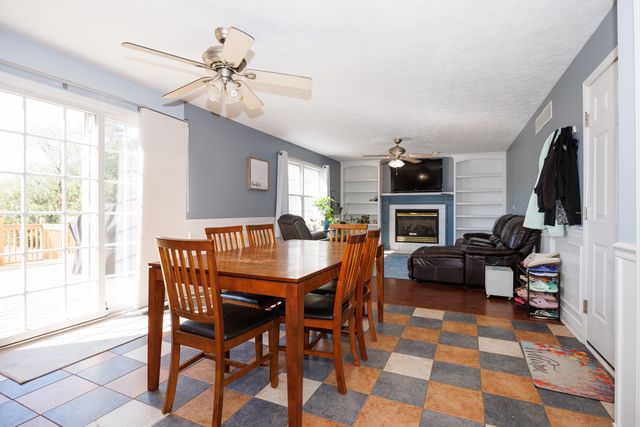 2405 Savanna Road, Bloomington, IL 61705