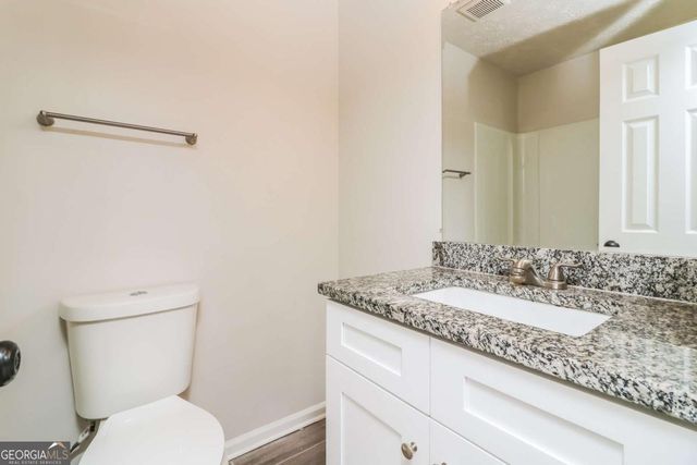 6793 Creeks Edge Court, Flowery Branch, GA 30542