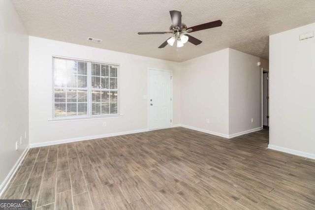 6793 Creeks Edge Court, Flowery Branch, GA 30542