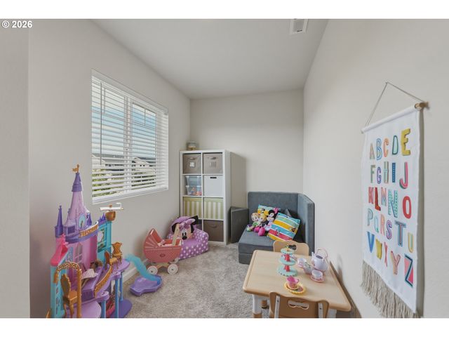 4989 SKYLAB Ave, Salem, OR 97305