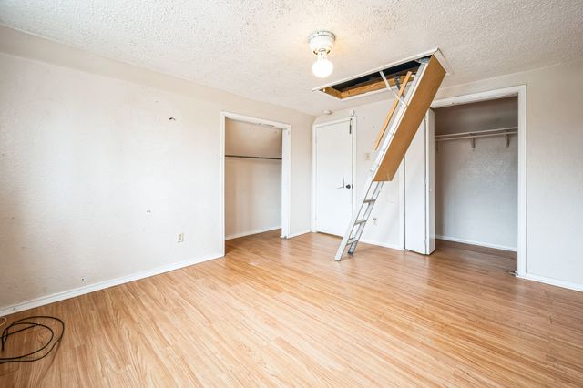 816 Hillcrest Drive, Arlington, TX 76010