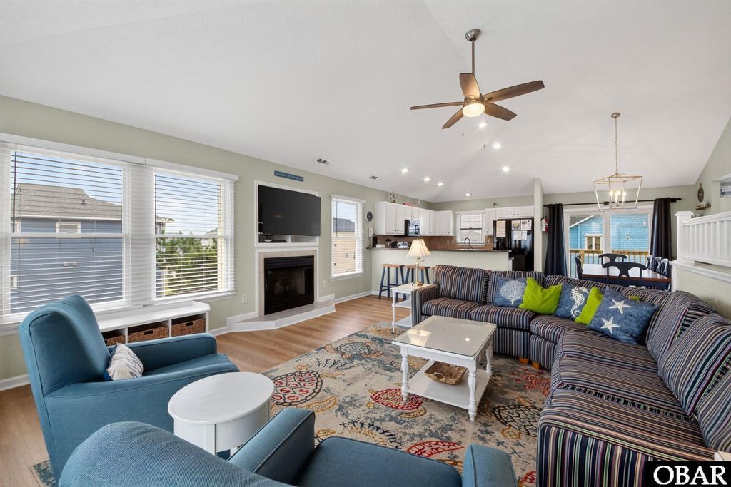 Image 13 of property listing at 115 A Ocean Bay Boulevard, Duck, NC 27949