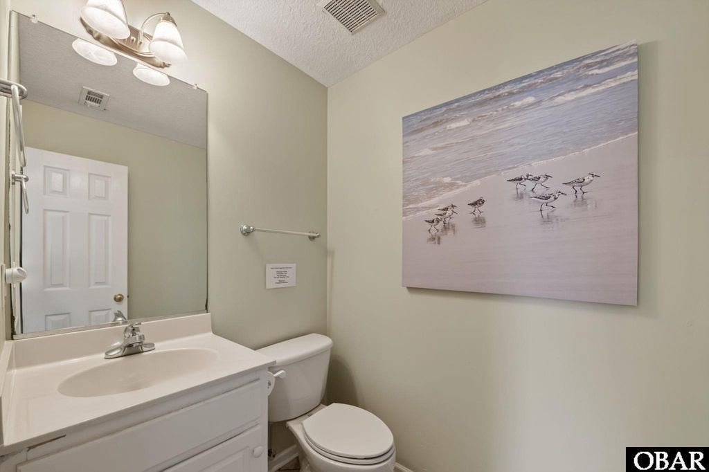 Image 21 of property listing at 115 A Ocean Bay Boulevard, Duck, NC 27949