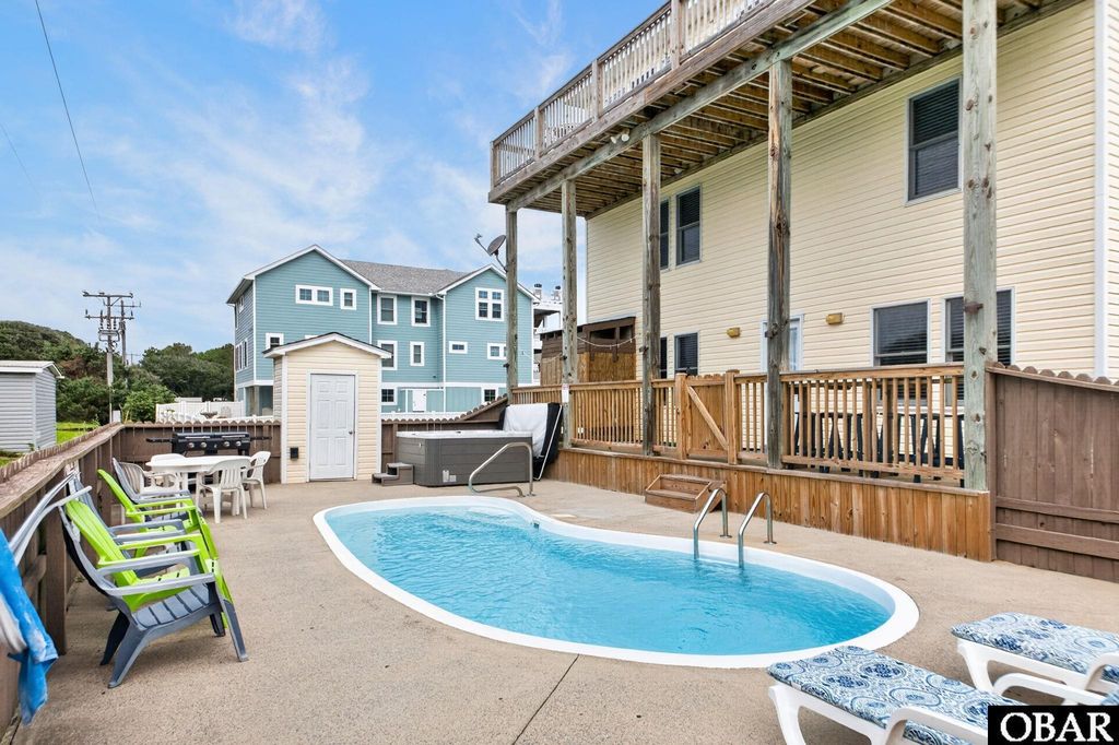 Image 56 of property listing at 115 A Ocean Bay Boulevard, Duck, NC 27949
