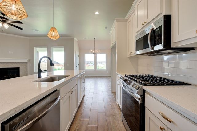 3404 Slate River Drive, Yukon, OK 73099