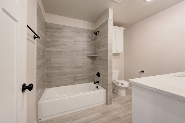 3404 Slate River Drive, Yukon, OK 73099