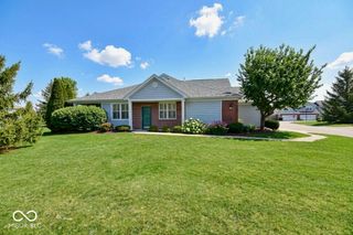 9596 Feather Grass Way, Fishers, IN 46038