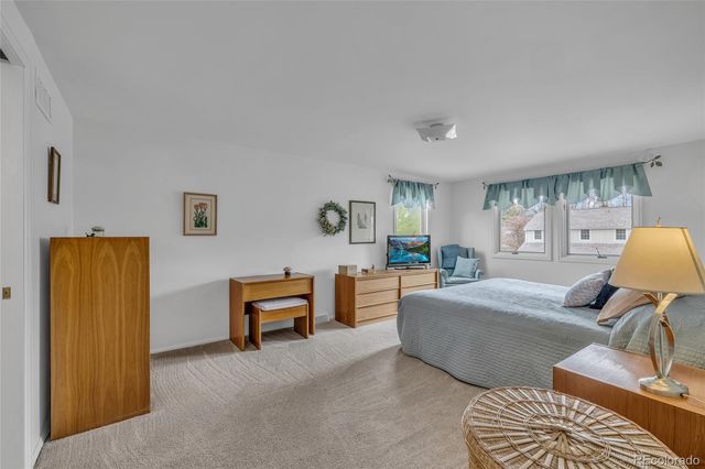 8300 E Hinsdale Avenue, Centennial, CO 80112