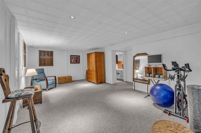 8300 E Hinsdale Avenue, Centennial, CO 80112