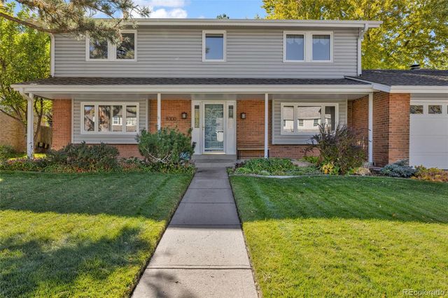 8300 E Hinsdale Avenue, Centennial, CO 80112