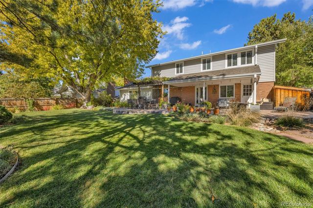 8300 E Hinsdale Avenue, Centennial, CO 80112