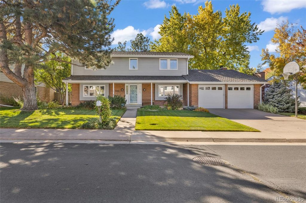 8300 E Hinsdale Avenue, Centennial, CO 80112