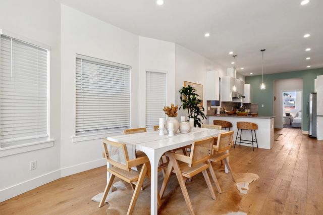 864 Arlington Ave, Oakland, CA 94608