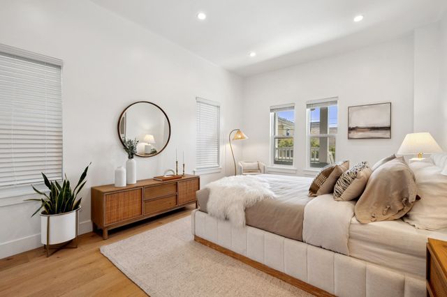 864 Arlington Ave, Oakland, CA 94608