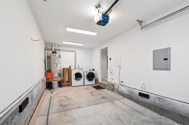 864 Arlington Ave, Oakland, CA 94608