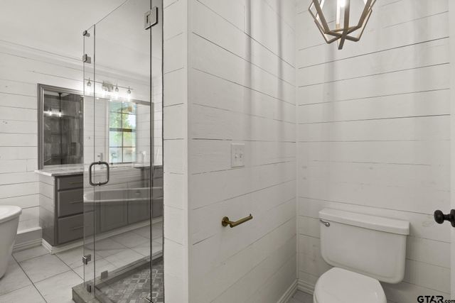 2713 Sleepy Hollow, Mt Pleasant, TX 75455